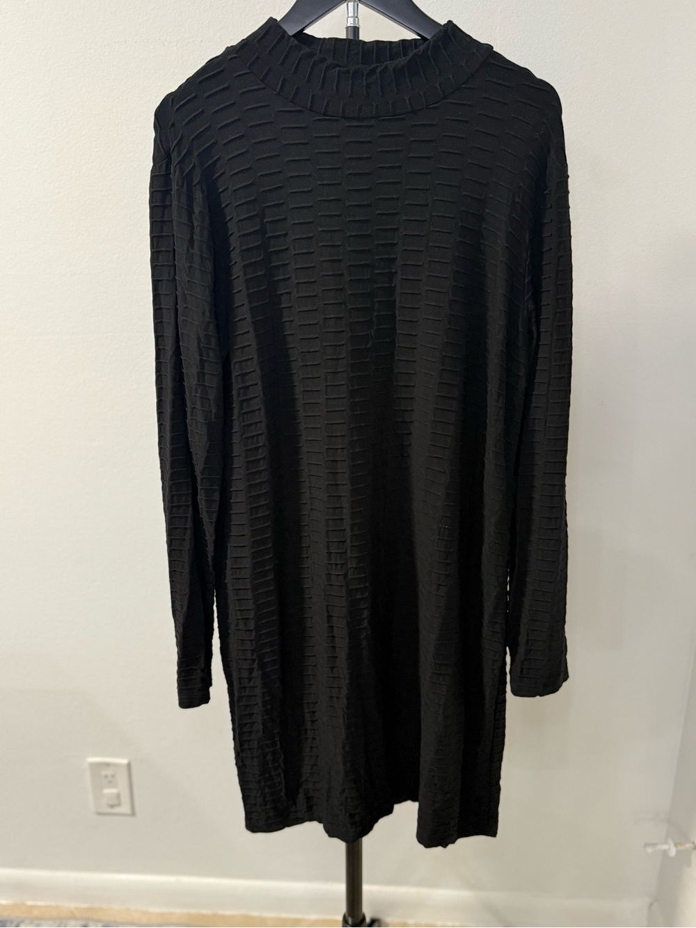 French Connection Black Textured Long Sleeve Shift Dress Size L